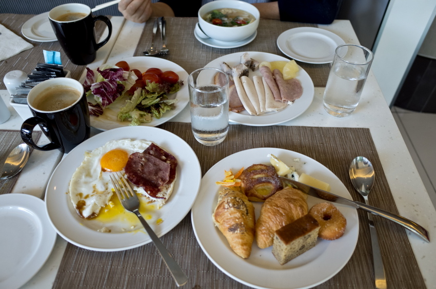毎日朝食はバイキングですが色ん...