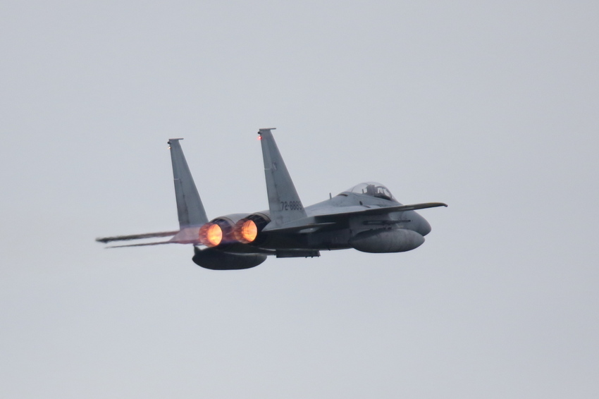 Ｆ－１５Ｊ。 アフターバーナー...