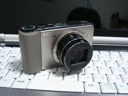 DSC-HX9V