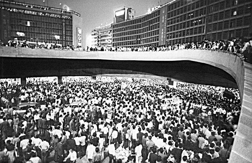 ベトナム戦争が激化する時期に、...