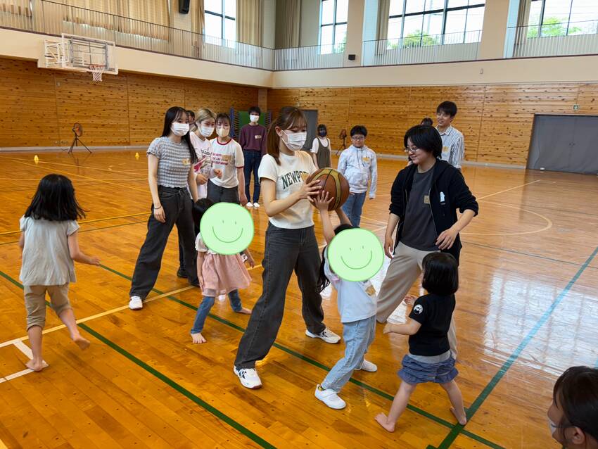 最後はボール渡しゲーム