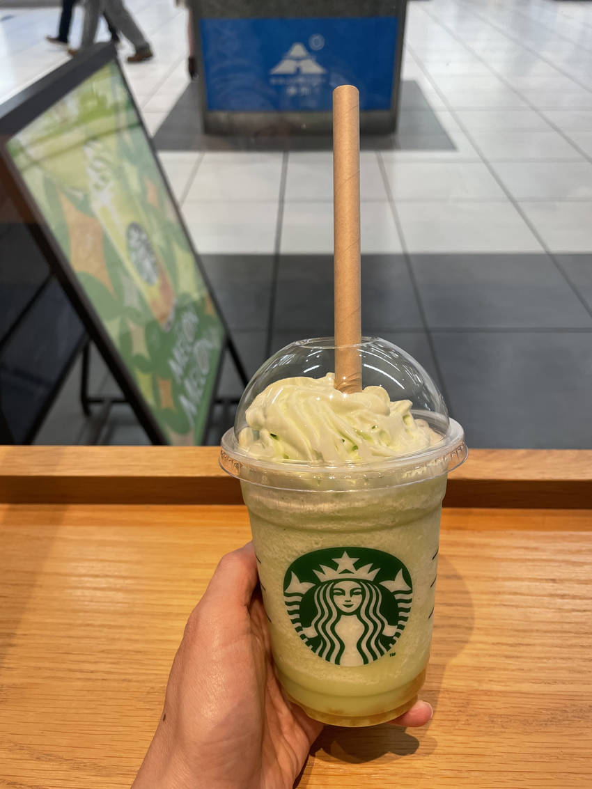 今年もメロンフラペチーノが飲め...