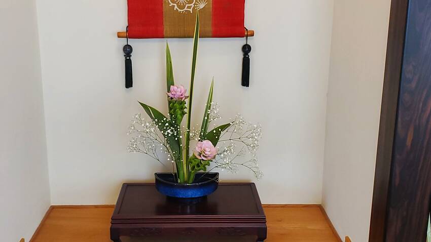 タイトル「拡がる、飛び出す」