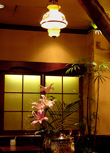 お店のユリは････。