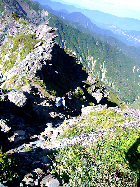 北岳山荘へ（白峰三山縦走記=九...