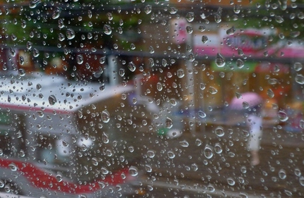 雨の降る日は･･･。