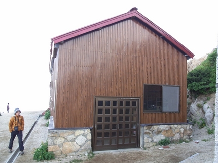 「燕山荘」にて･･･（一）