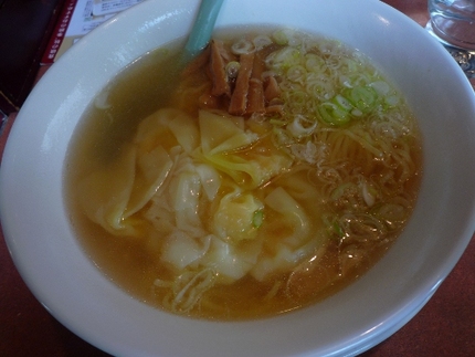 ワンタン麺・・・。