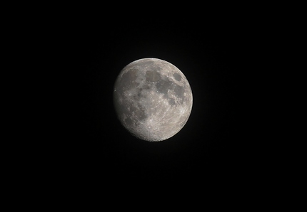 今夜の月は・・・。