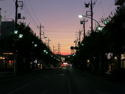 街の夕暮れ・・・。
