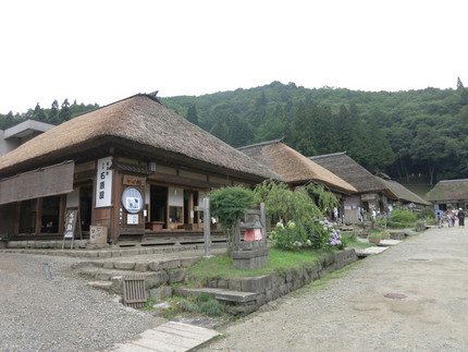 この家の中に入ってみたいなと思...