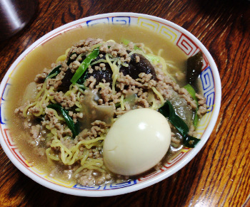 熱くて口の中を火傷・・・(*ﾉ...