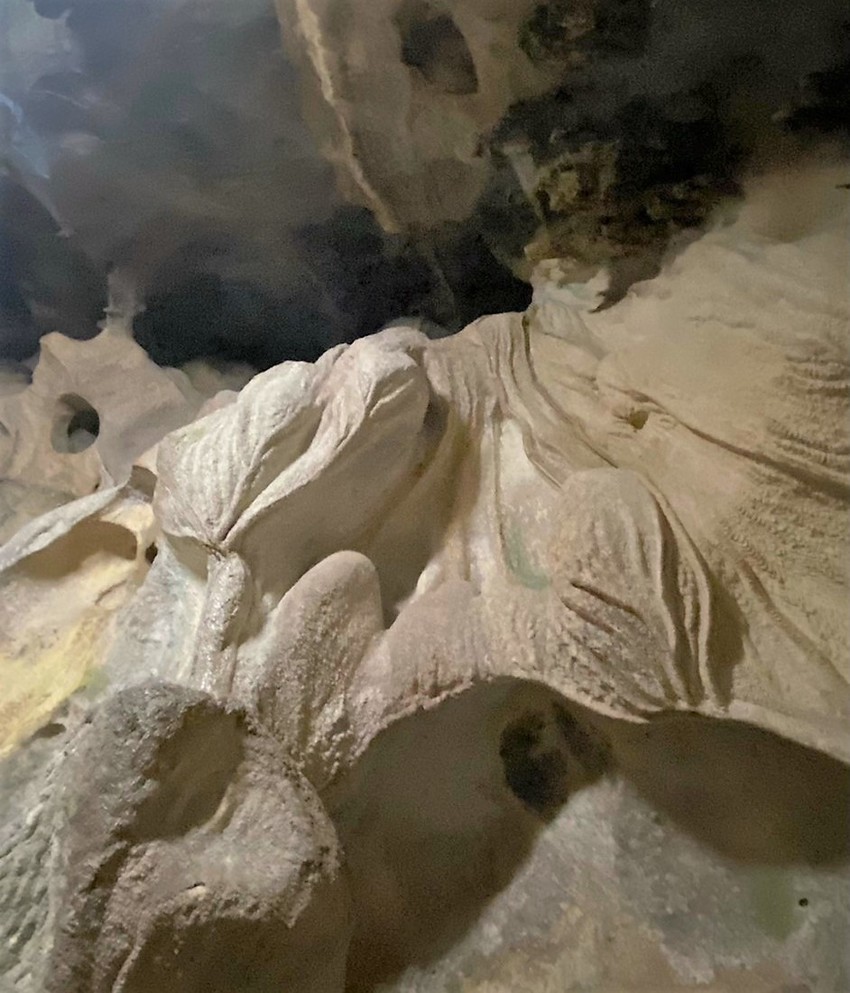日本最古の鍾乳洞「幽玄洞」