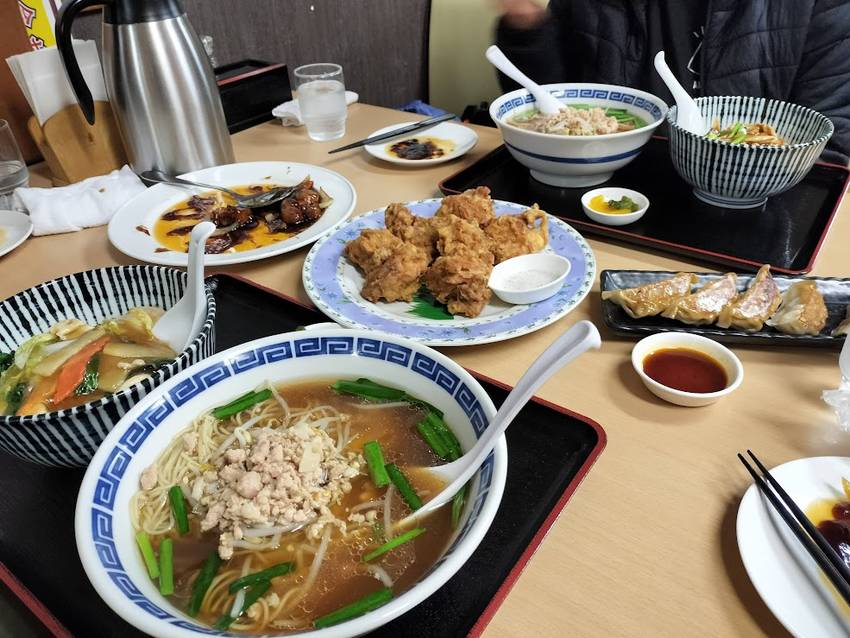 ２月スタート　は　東盛菜館にて...