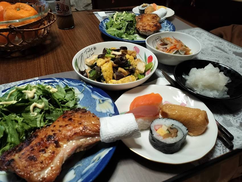 夕飯　おかず ★　鶏もも肉香味...