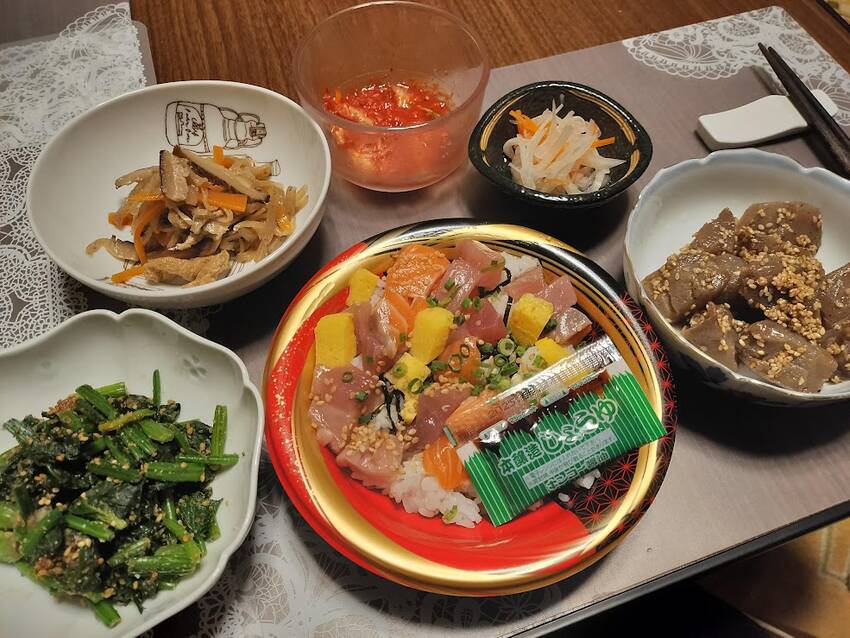 夕飯 の おかず ★ 海鮮丼(...