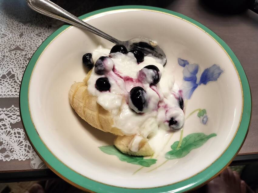 昼食後 デザート 毎度お馴染み...