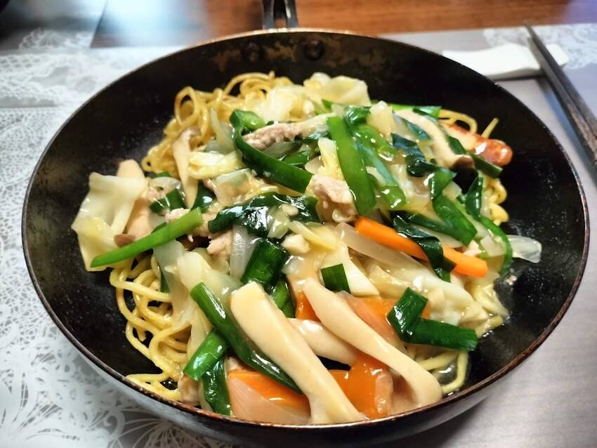 昼食　焼きちゃんぽん メッチャ...