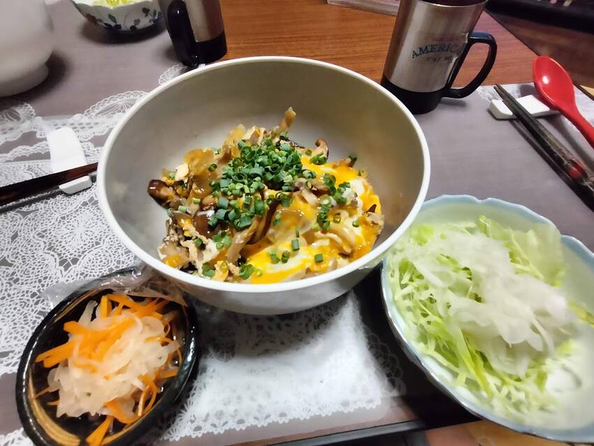 夕飯 の おかず★きのこ丼(肉...