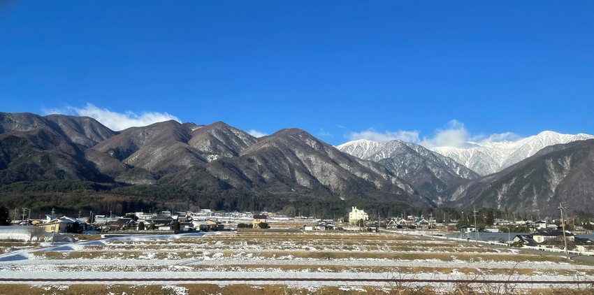 義母のところへ向かう途中。助手...