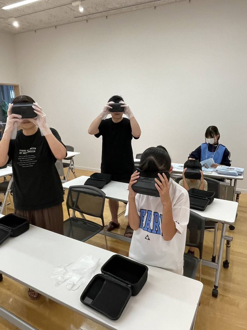 青森県八戸市で認知症VR体験会