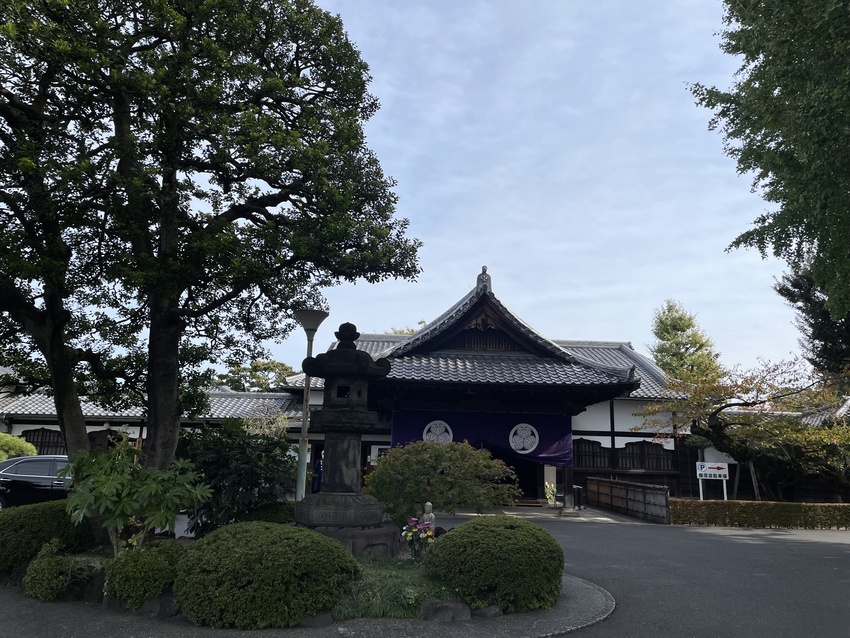 家族でお寺に