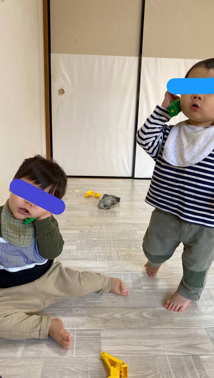 しもしもー? 角度といい、表情...