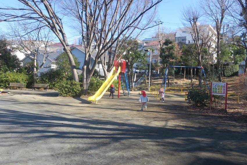 まてまてー! 🦒くんが最初は鬼...