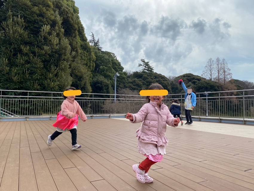 今日も元気にしっぽとりー! 走...
