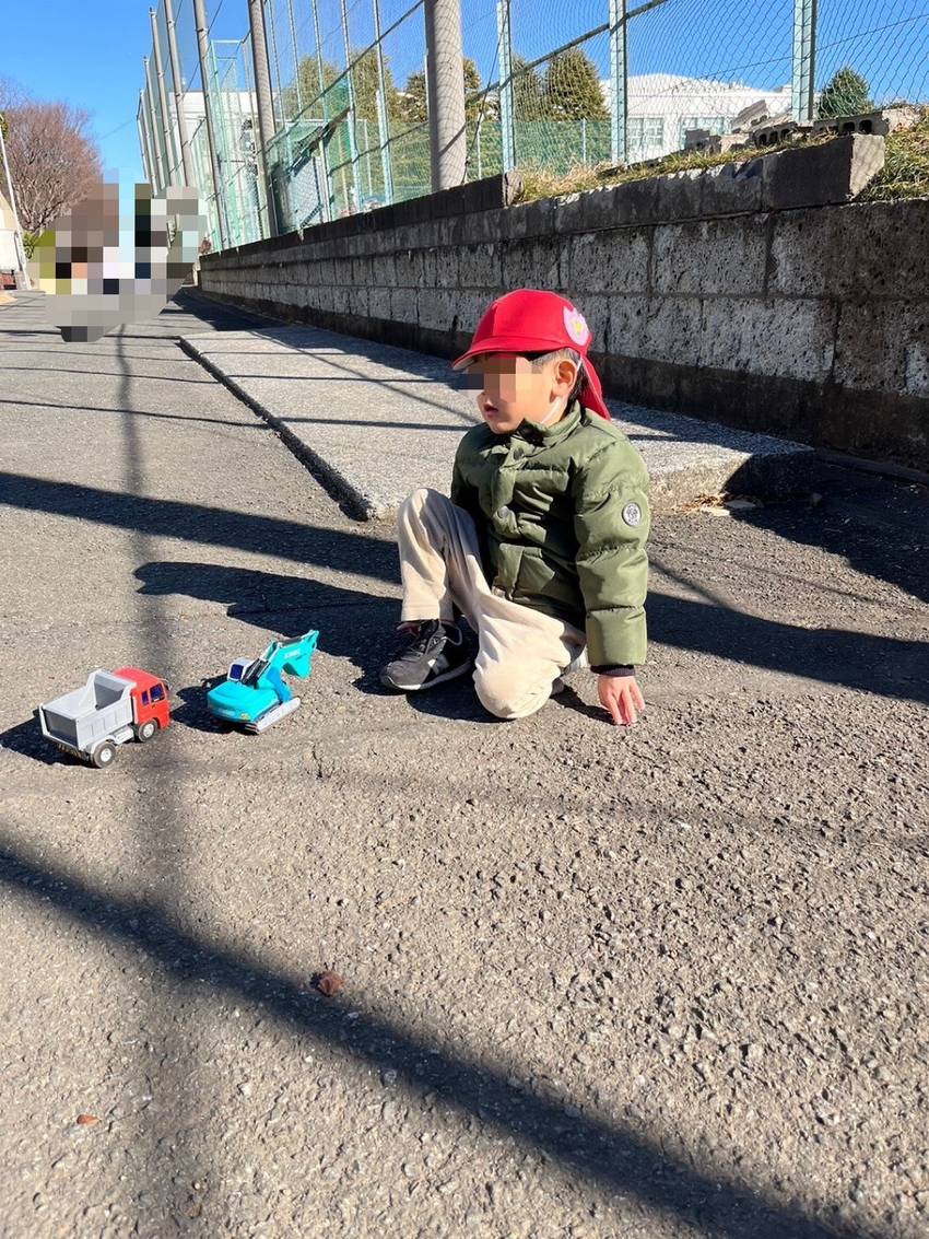 大好きな車を走らせています!
