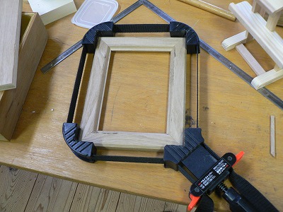 フォトフレーム制作中です