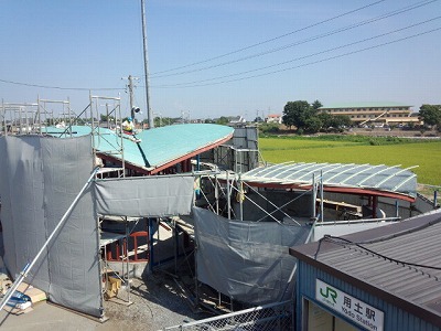 駅舎新築工事順調に進行中
