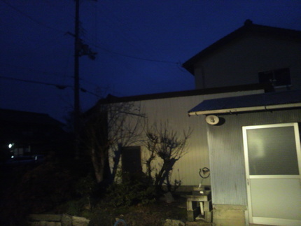 雨の朝
