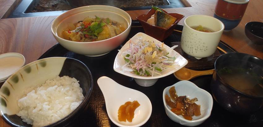 昼食
