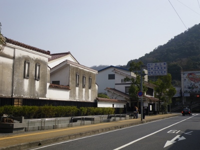 倉吉市役所近く