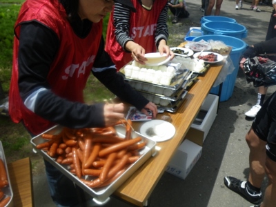 食べ物はどこのエイドでも豊富で...