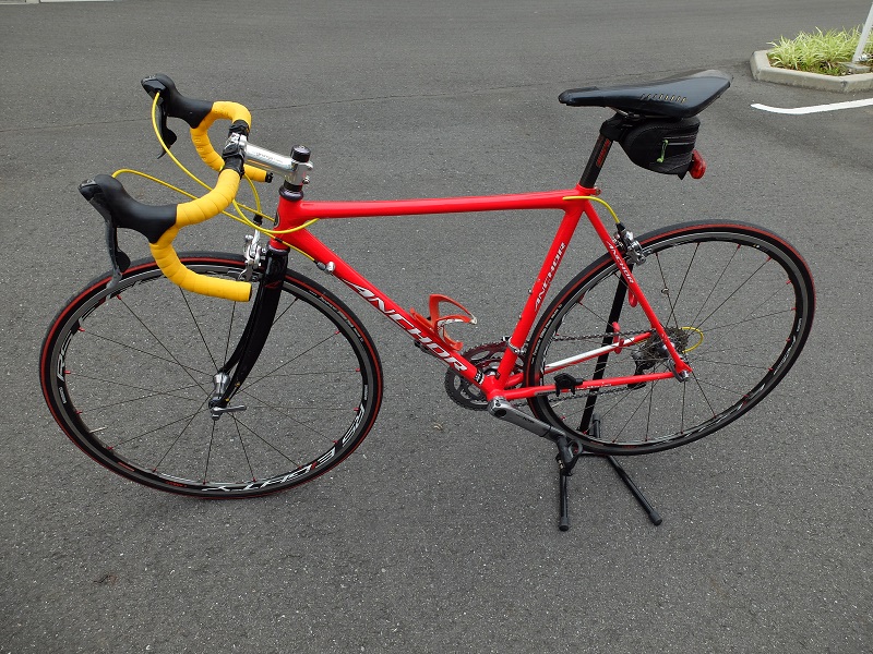この自転車屋、オーバーホールっ...