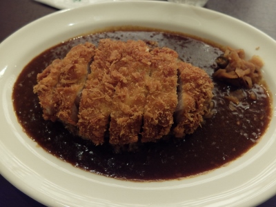 いきなりカツカレー。なんでって...