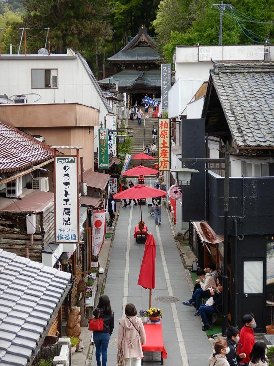 北向き観音堂参道。
