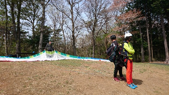 「まな板の鯉」状態のN氏。「緊...