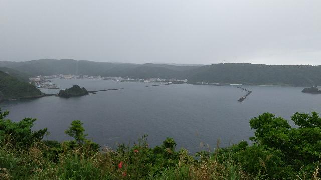 名瀬市街地を望む展望台から。