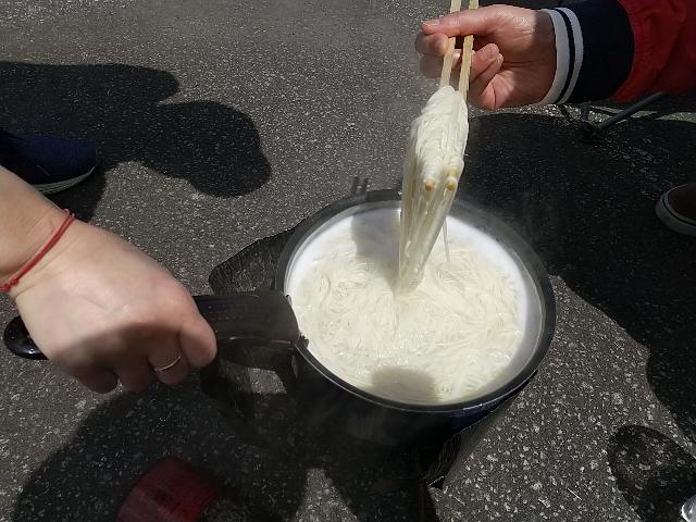 そうめん、です。アウトドア料理...