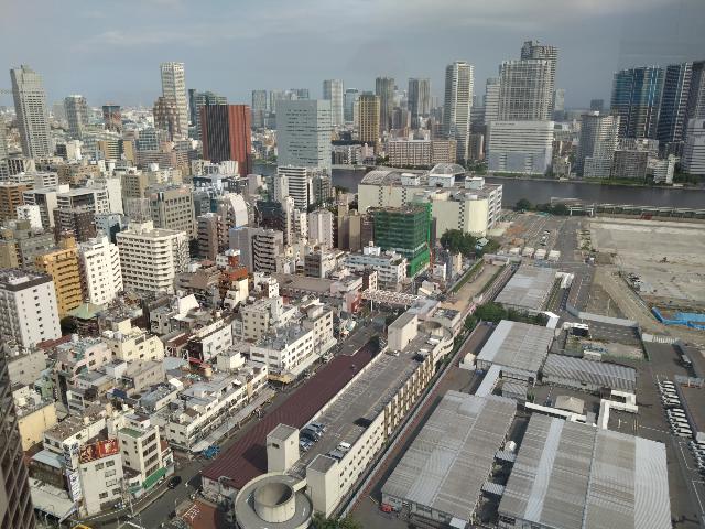 その19階から見下ろす場所は旧...