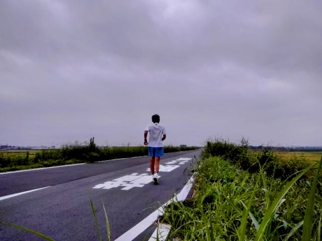 走り出たのは6時前。この時間、...