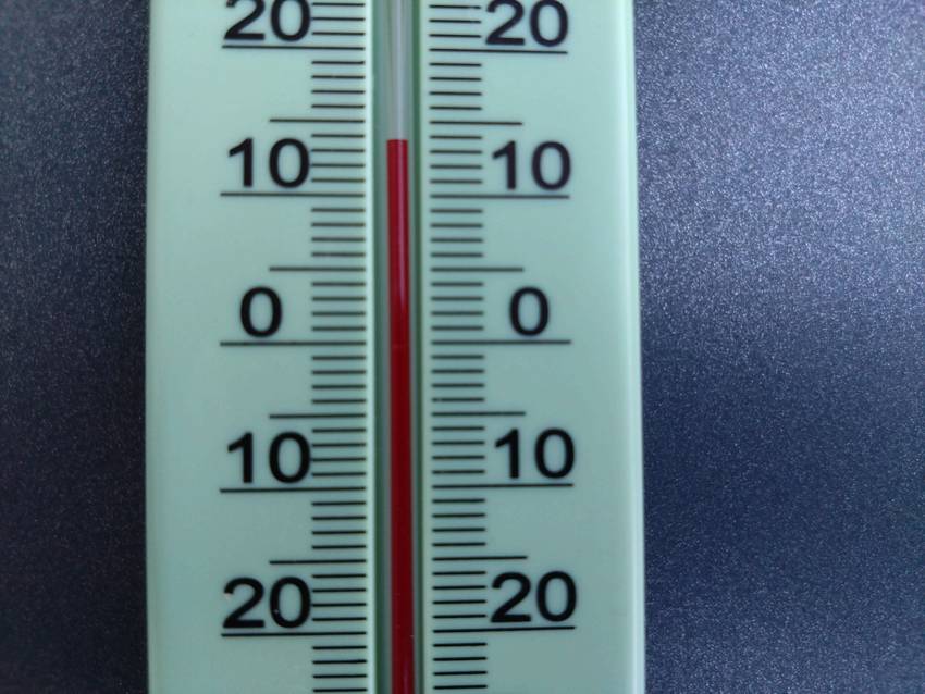 今朝06:03の気温。14℃な...