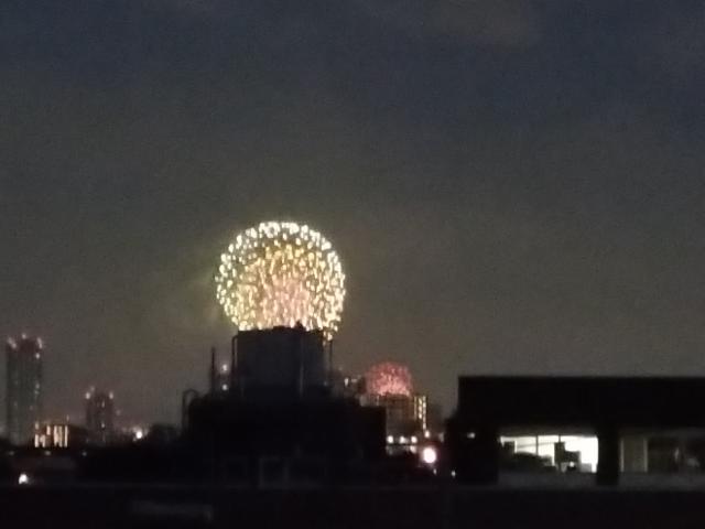19:10過ぎ、南風に乗った音...