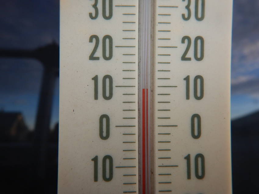わっ！10℃を超えない。