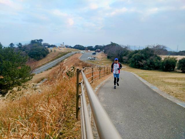 昨日、久留米市立美術館でモーリ...