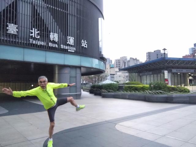 今朝5時半から目覚めていた。し...