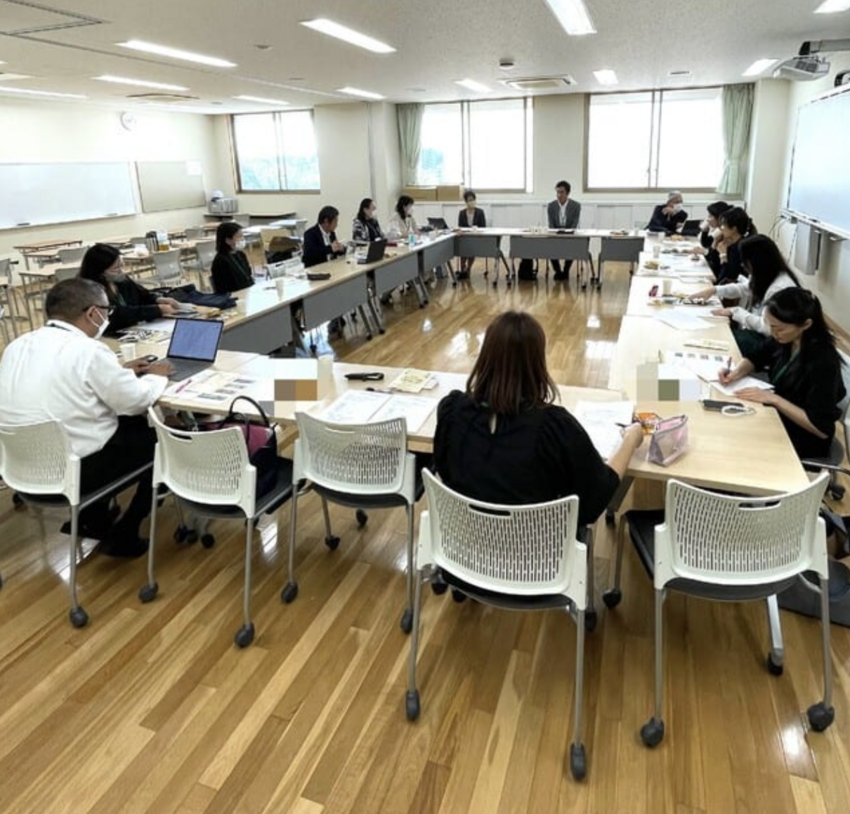 10月オリブの会役員会が行われ...